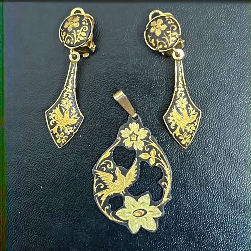 Vintage Damascene Clip On Drop Earrings & Matching Floral Bird Pendent